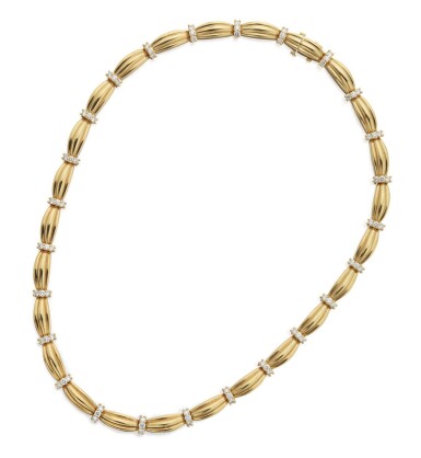 View full screen - View 1 of Lot 29. TIFFANY & CO. | GOLD AND DIAMOND NECKLACE.