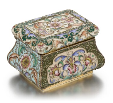 View full screen - View 1 of Lot 153. A silver-gilt and cloisonné enamel snuffbox, Feodor Rückert, Moscow, 1899-1908.