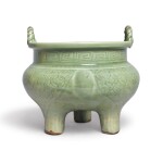 A LARGE 'LONGQUAN' CELADON-GLAZED TRIPOD CENSER, MING DYNASTY, 16TH CENTURY