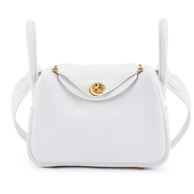 View full screen - View 1 of Lot 9664. White Clémence Mini Lindy 20 II Gold Hardware, 2024.