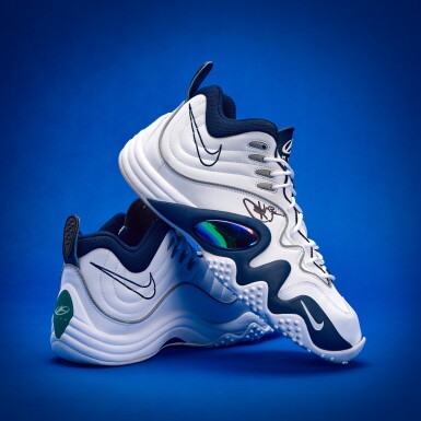 View full screen - View 1 of Lot 47. Stephen Curry 2025-2026 Worn Dual-Signed Nike Air Zoom Flight V 'Jason Kidd' .