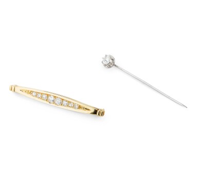 Voir en plein écran - Voir 1 du lot 9. Broche et épingle de cravate diamants | Diamond brooch and jabot pin.