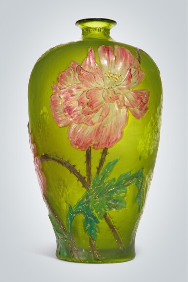 View full screen - View 1 of Lot 31. "Pivoine" Vase.