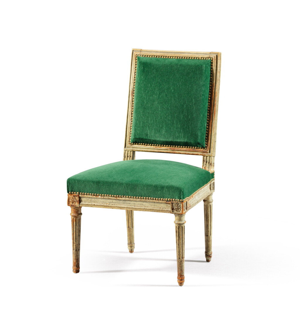 View full screen - View 1 of Lot 120. A Louis XVI grey painted chaise à la reine, stamped IACOB, from the French royal Amboise castle | Chaise à la reine en bois laqué gris d'époque Louis XVI, estampillée IACOB, provenant du château d'Amboise.