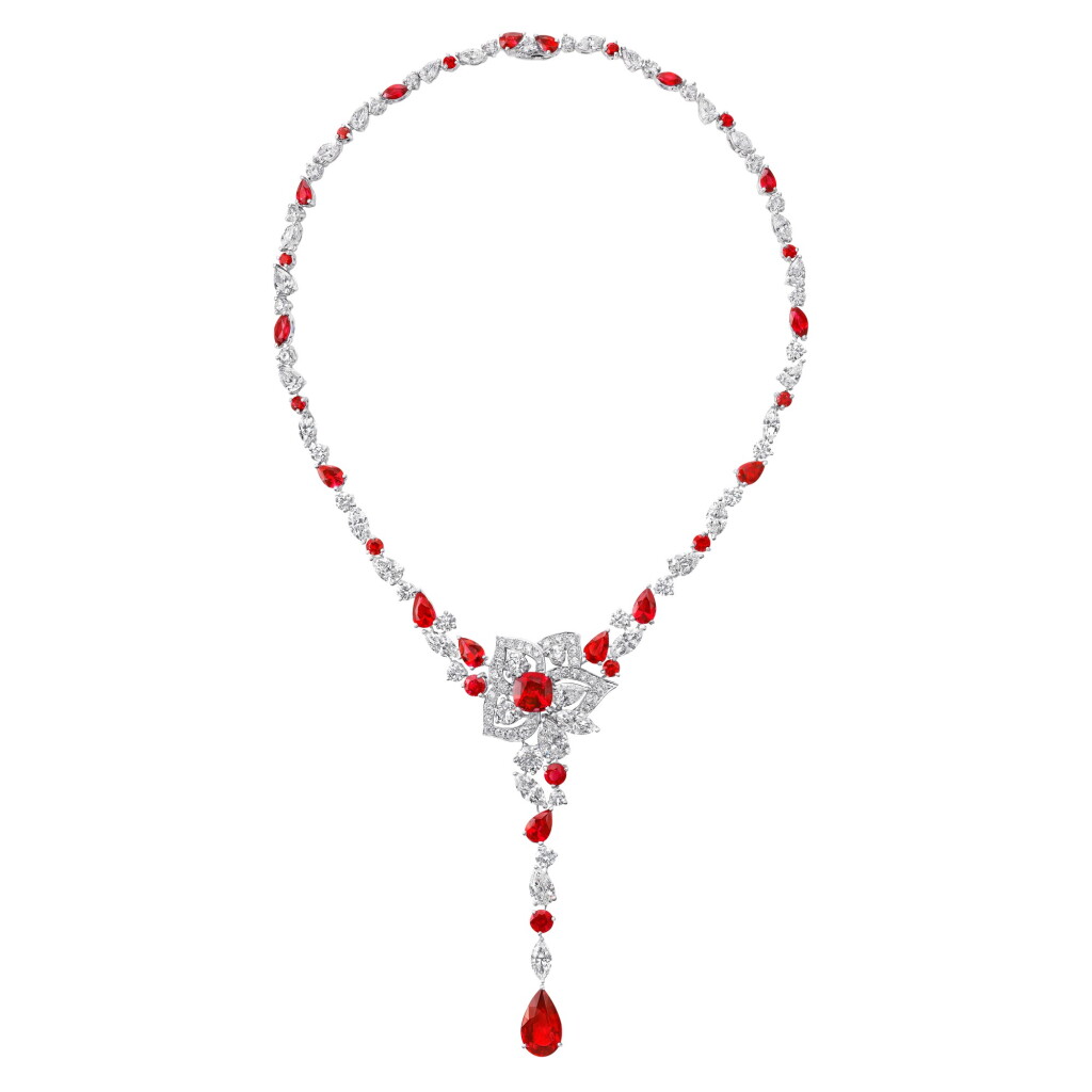 View full screen - View 1 of Lot 19. GRAFF | RUBY AND DIAMOND NECKLACE.