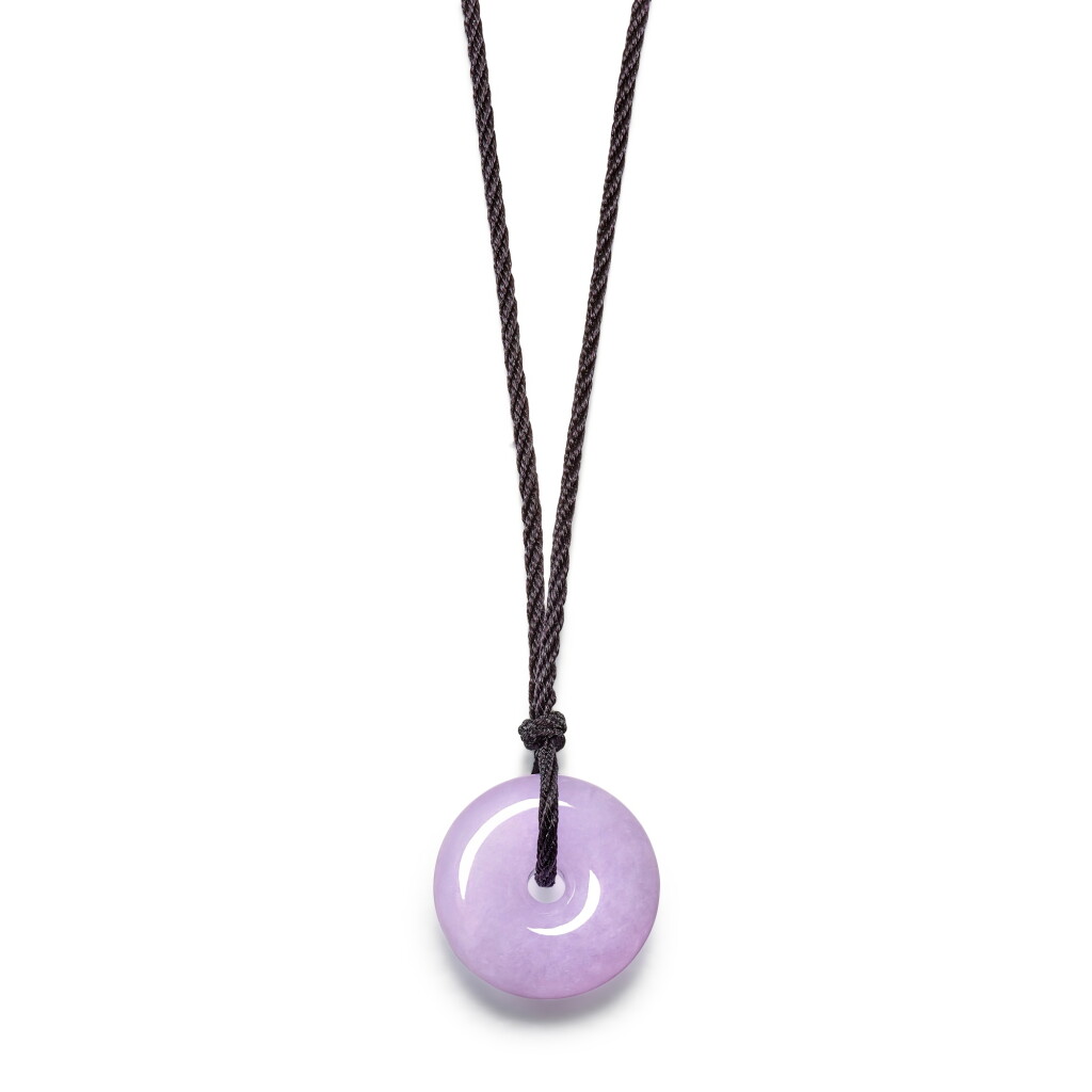View full screen - View 1 of Lot 1375. LAVENDER JADEITE ‘HUAIGU’ PENDANT NECKLACE | 天然紫色翡翠雕 「懷古」吊墜項鏈.