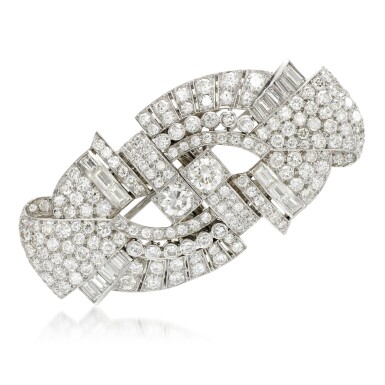 View full screen - View 1 of Lot 23. Diamond double-clip brooch, 1930s.