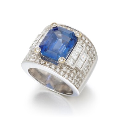 View full screen - View 1 of Lot 126. Sapphire and diamond ring (Anello con zaffiro e diamanti).