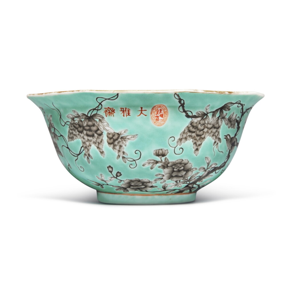 View full screen - View 1 of Lot 597. A turquoise-ground grisaille-painted 'Dayazhai' 'wisteria' bowl, Qing dynasty, Guangxu period, circa 1876 | 清光緒 約1876年 松石綠地墨彩紫藤花鳥紋盌 《大雅齋》《天地一家春》《永慶長春》款.