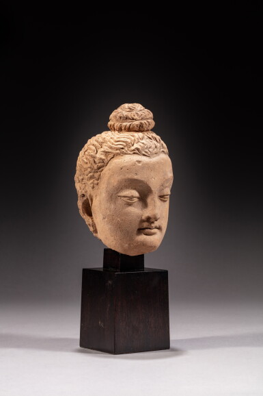 View full screen - View 1 of Lot 104. A terracotta head of a bodhisattva, Ancient region of Gandhara, 4th / 5th century | 犍陀羅 四 / 五世紀 赤陶菩薩首.