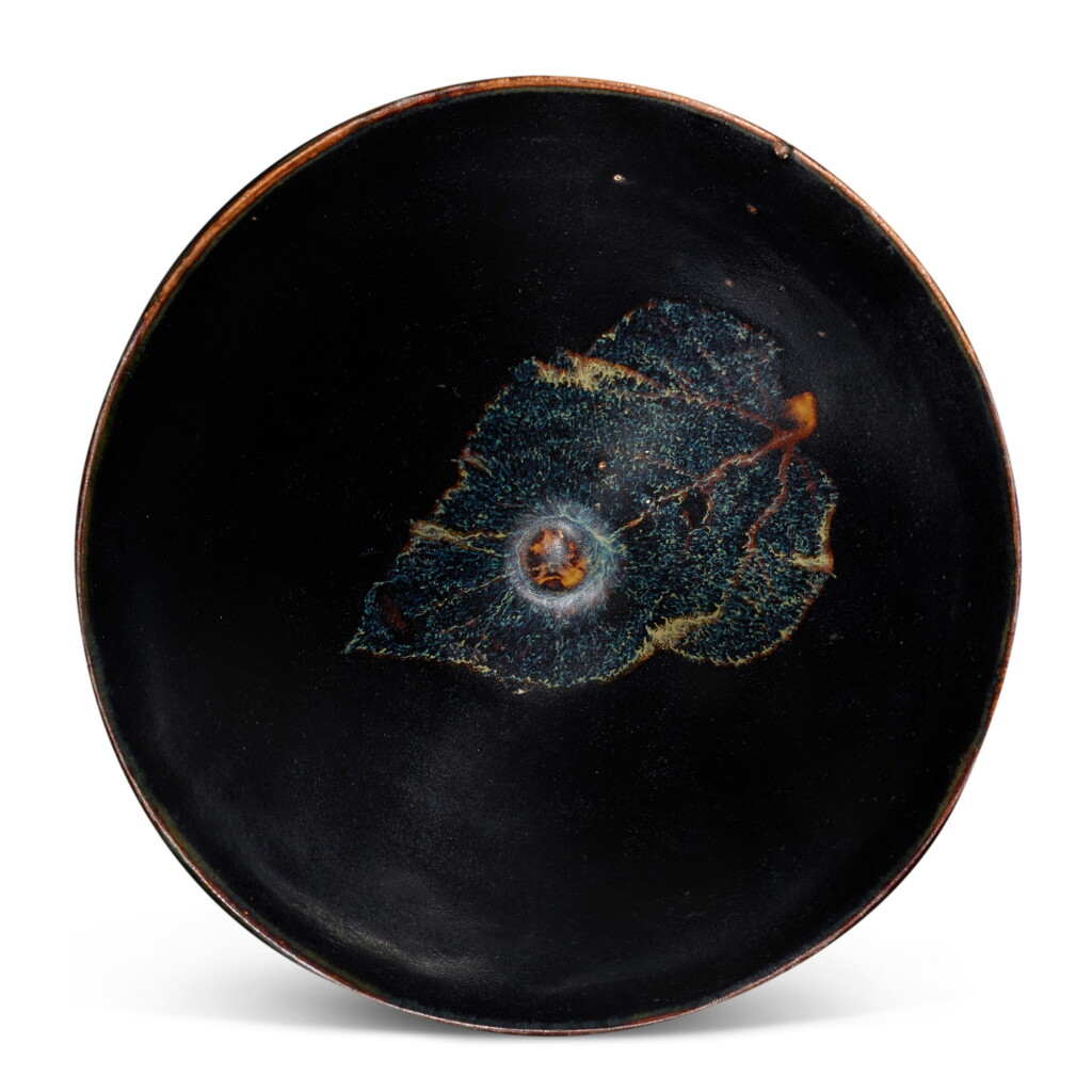 View full screen - View 1 of Lot 5019. A Jizhou 'leaf' bowl, Southern Song dynasty 南宋 吉州窰黑釉木葉盌.