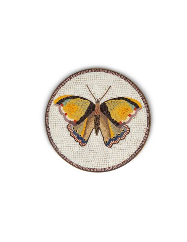 View full screen - View 1 of Lot 87. Micromosaic medallion attributed to Giacomo Raffaelli (1753-1836), late 18th century / early 19th century | Médaillon en micromosaïque attribuée à Giacomo Raffaelli (1753-1836), fin XVIIIeme siècle / début XIXeme siècle.