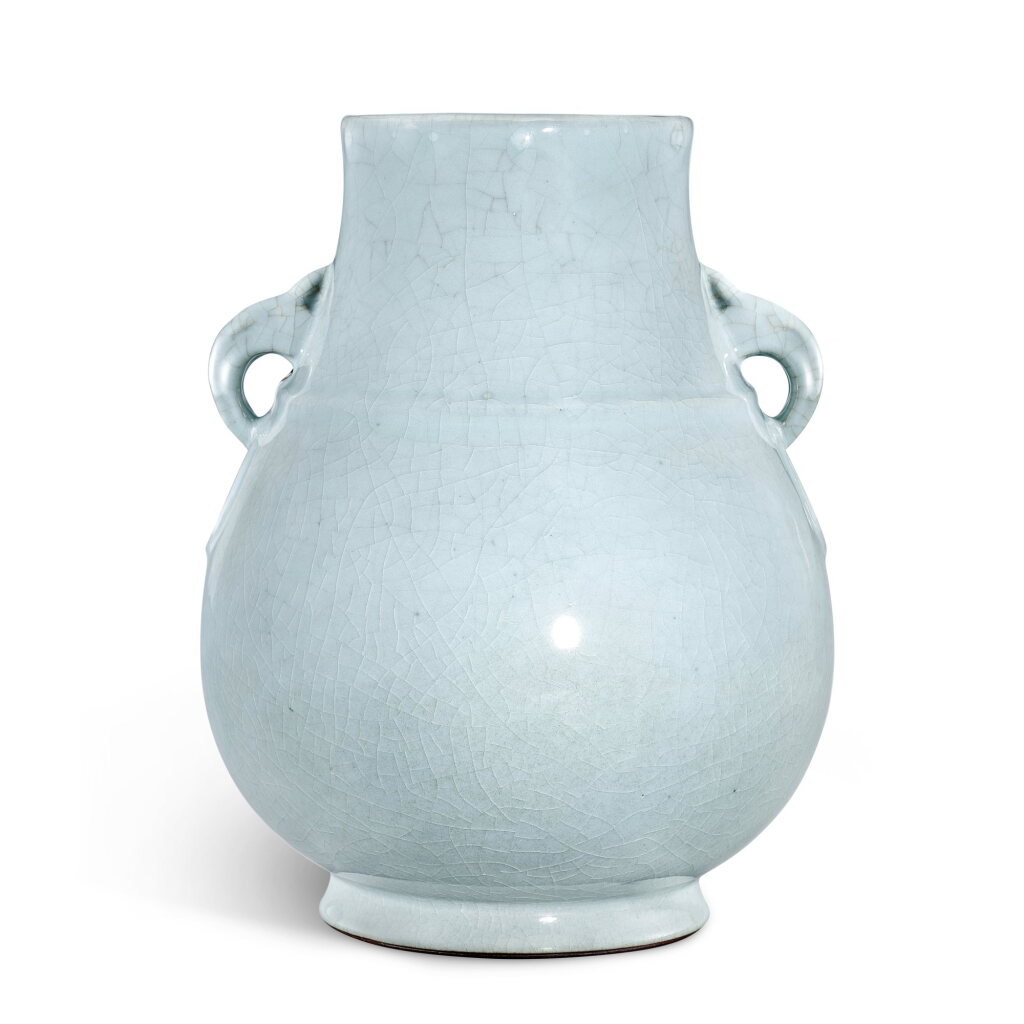 View full screen - View 1 of Lot 441. A Guan-type elephant-handled vase, Qing dynasty, Yongzheng period or later 清雍正或以後 仿官釉象耳尊 《大清雍正年製》款.