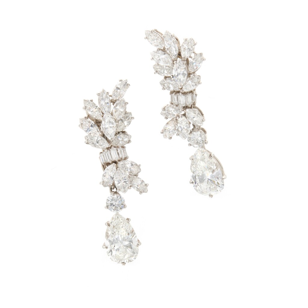 PAIO DI ORECCHINI IN ORO E DIAMANTI, CIRCA 1935 - Wannenes Art Auctions PAIO DI ORECCHINI IN ORO E DIAMANTI, CIRCA 1935 - Wannenes Art Auctions