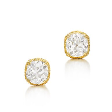 View full screen - View 1 of Lot 1932. Pair of Diamond Ear Clips | 梵克雅寶 | 11.17 及 11.03克拉 鑽石 耳夾一對.