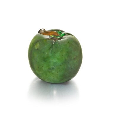 View full screen - View 1 of Lot 80. A Fabergé Gem-Set Gold-Mounted Guilloché Enamel and Nephrite Gum Pot, Workmaster Mikhail Perkhin, St Petersburg, 1899-1903.