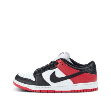 View full screen - View 1 of Lot 845. Nike SB Dunk Low Pro ‘Black Toe’ Sample | Size 9.