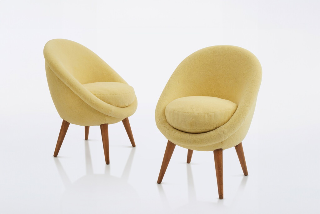 View full screen - View 1 of Lot 511. Pair of “Oeuf” Armchairs.