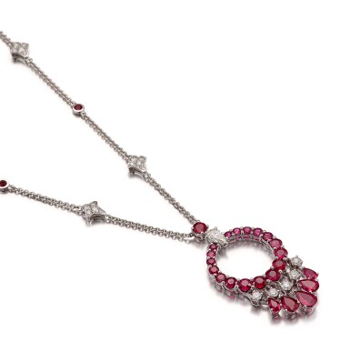 View full screen - View 1 of Lot 1055. GRAFF | 'MINI GYPSY' RUBY AND DIAMOND PENDENT NECKLACE | 格拉夫 'Mini Gypsy' 紅寶石 配 鑽石項鏈.