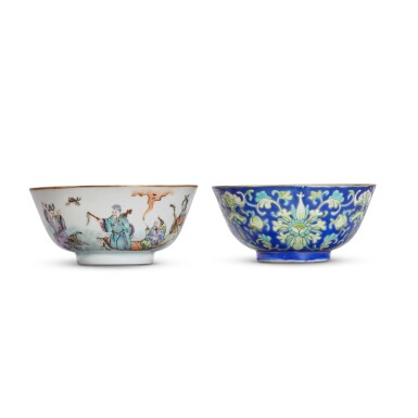 View full screen - View 1 of Lot 60. A blue-ground green-enamelled 'lotus' bowl, Qing dynasty, Seal mark and period of Tongzhi | 清同治 黃綠彩纏枝蓮花盌《同治年製》款 及 清同治 粉彩靈芝紋盌《大清同治年製》款一組兩件.