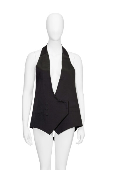 View full screen - View 1 of Lot 104. Martin Margiela, Fall-Winter 2001-2002 | Martin Margiela, Automne-Hiver 2001-2002.