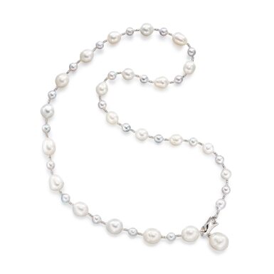 View full screen - View 1 of Lot 635. Cultured Pearl Necklace | 養殖珍珠 項鏈.
