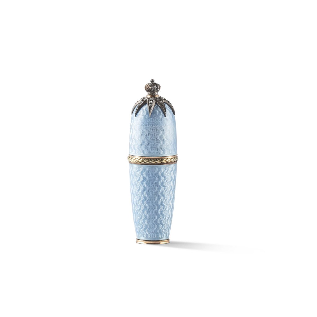View full screen - View 1 of Lot 725. A jewelled two-colour gold and guilloché enamel pill box in the style of Fabergé, 20th century.