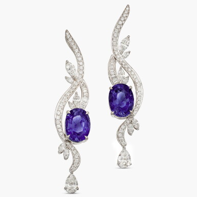 View full screen - View 1 of Lot 1662. Pair of Sapphire and Diamond Pendent Earrings | 5.05 及 4.47克拉 天然 「斯里蘭卡」未經加熱藍寶石 配 鑽石 耳墜一對.