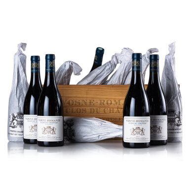 View full screen - View 1 of Lot 95. Vosne Romanée, Clos du Château 2017 Domaine du Comte Liger-Belair (12 BT).