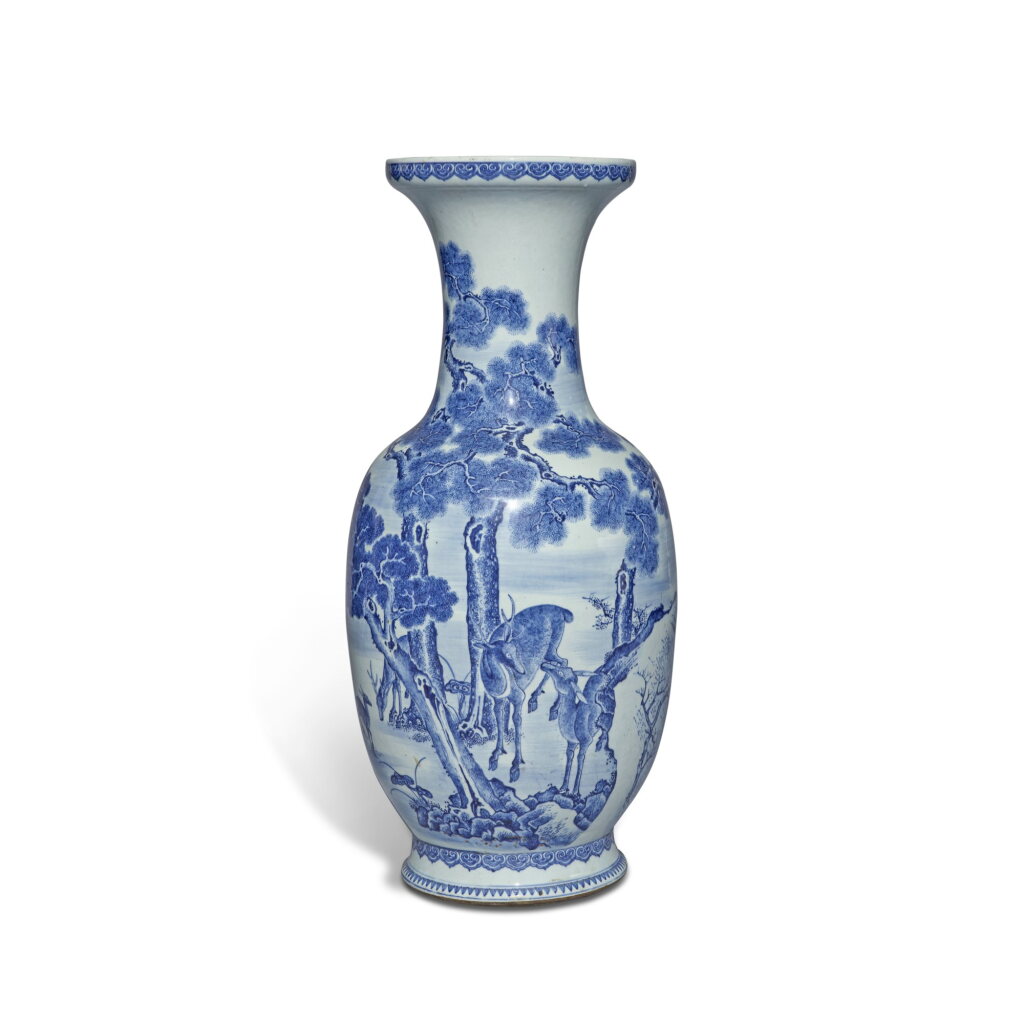 View full screen - View 1 of Lot 382. A large blue and white 'deer' vase, Qing dynasty, 18th century | 清十八世紀 青花松鹿長春圖大瓶.