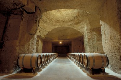 View full screen - View 1 of Lot 315. Château Ausone 1985 (12 BT).