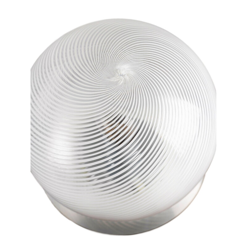 Cover image 0