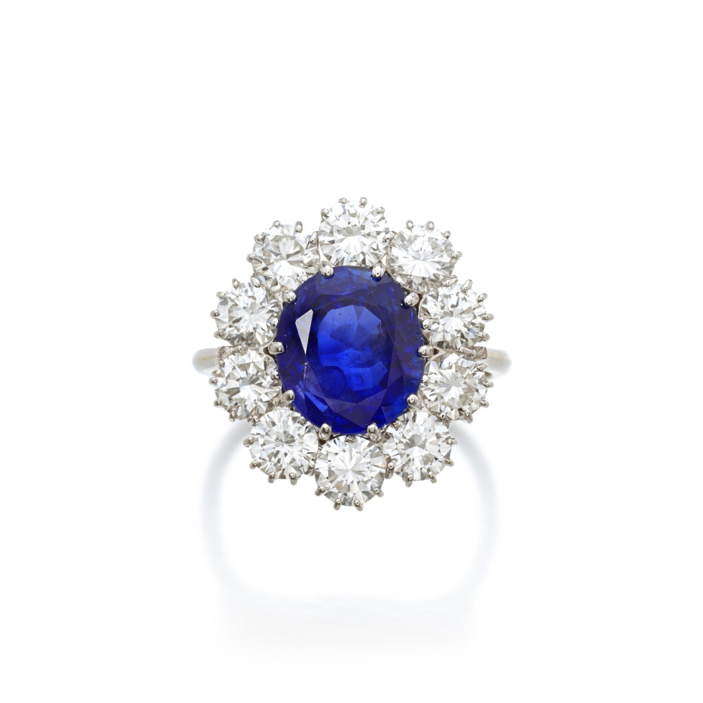 全萤幕检视 - 查看880Sapphire and diamond ring的1