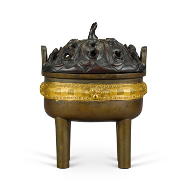 View full screen - View 1 of Lot 120. A parcel-gilt bronze censer, Qing dynasty, 18th century | 清十八世紀 局部鎏金銅雙耳爐 《大明宣德年製》仿款.