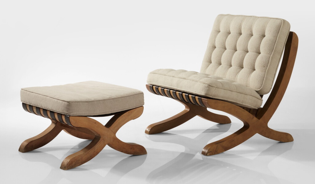 View full screen - View 1 of Lot 294. LUIS BARRAGÁN | "BARCELONA" CHAIR AND STOOL .