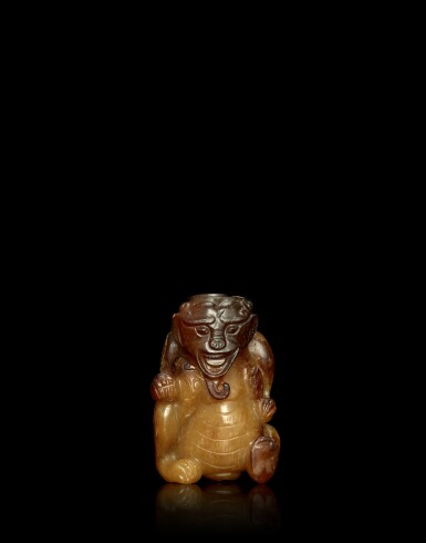 View full screen - View 1 of Lot 3810. A jade figure of a mythical beast, Ming dynasty or earlier | 明或更早 玉瑞獸.