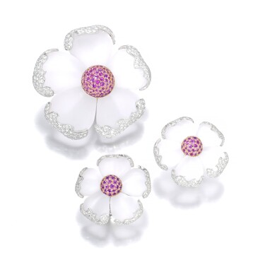 View full screen - View 1 of Lot 658. Van Cleef & Arpels | Rock crystal, ruby and diamond demi-parure | 梵克雅寶 | 白水晶配紅寶石及鑽石首飾套裝.