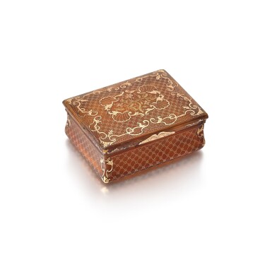 View full screen - View 1 of Lot 347. A gold-mounted blond tortoiseshell piqué snuff box, probably Naples, circa 1750.