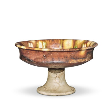 View full screen - View 1 of Lot 285. A small sancai-glazed pottery tazza, Tang dynasty | 唐 三彩小高足盤.