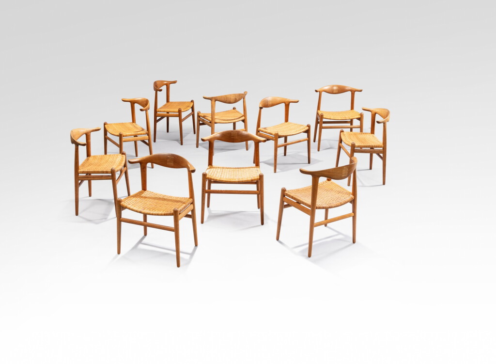 View full screen - View 1 of Lot 67. Suite de dix chaises Cowhorn, modèle PP 505.