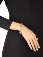 Coloured Diamond and Diamond Bracelet | 格拉夫| 彩色鑽石 配 鑽石 手鏈 (彩色鑽石及鑽石共重約17.00克拉)