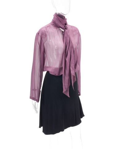 View full screen - View 1 of Lot 27. Silk blouse and skirt.
