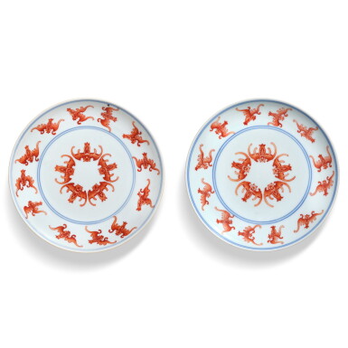 View full screen - View 1 of Lot 3345. A pair of blue and white and iron-red 'bat' dishes, Seal marks and period of Daoguang | 清道光 白釉礬紅洪福齊天盤一對 《大清道光年製》款.
