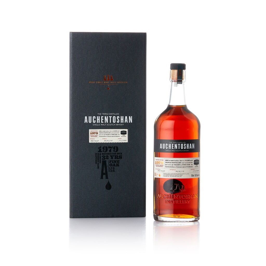 View full screen - View 1 of Lot 7052. Auchentoshan 32 Year Old 50.5 abv 1979 (1 BT70).