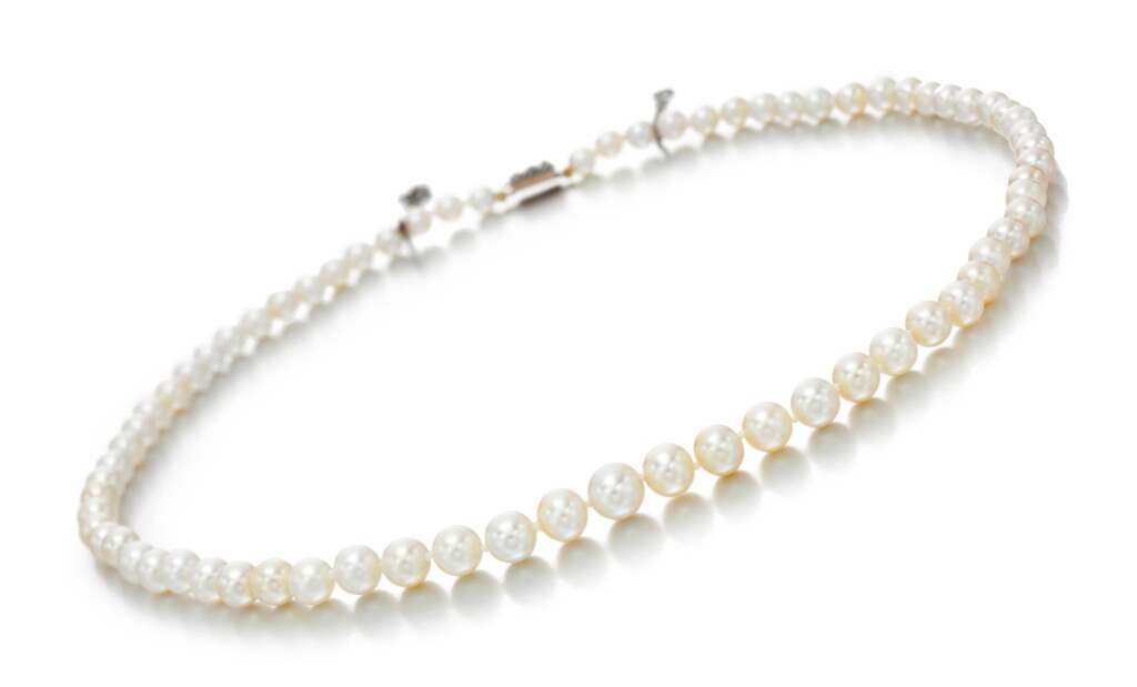 View full screen - View 1 of Lot 71. NATURAL PEARL AND DIAMOND NECKLACE.