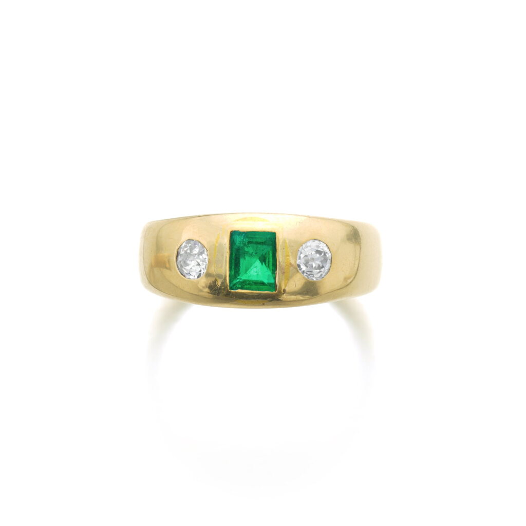 View full screen - View 1 of Lot 1101. Emerald and diamond ring, early 20th century.