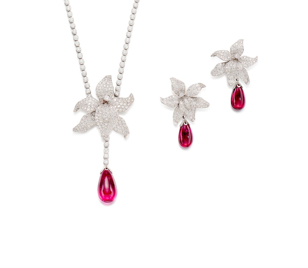 View full screen - View 1 of Lot 1618. 'Caresse D'Orchidées' Rubellite and Diamond Demi-Parure | 卡地亞 | 'Caresse D'Orchidées' 紅寶碧璽 配 鑽石 項鏈及耳墜套裝.