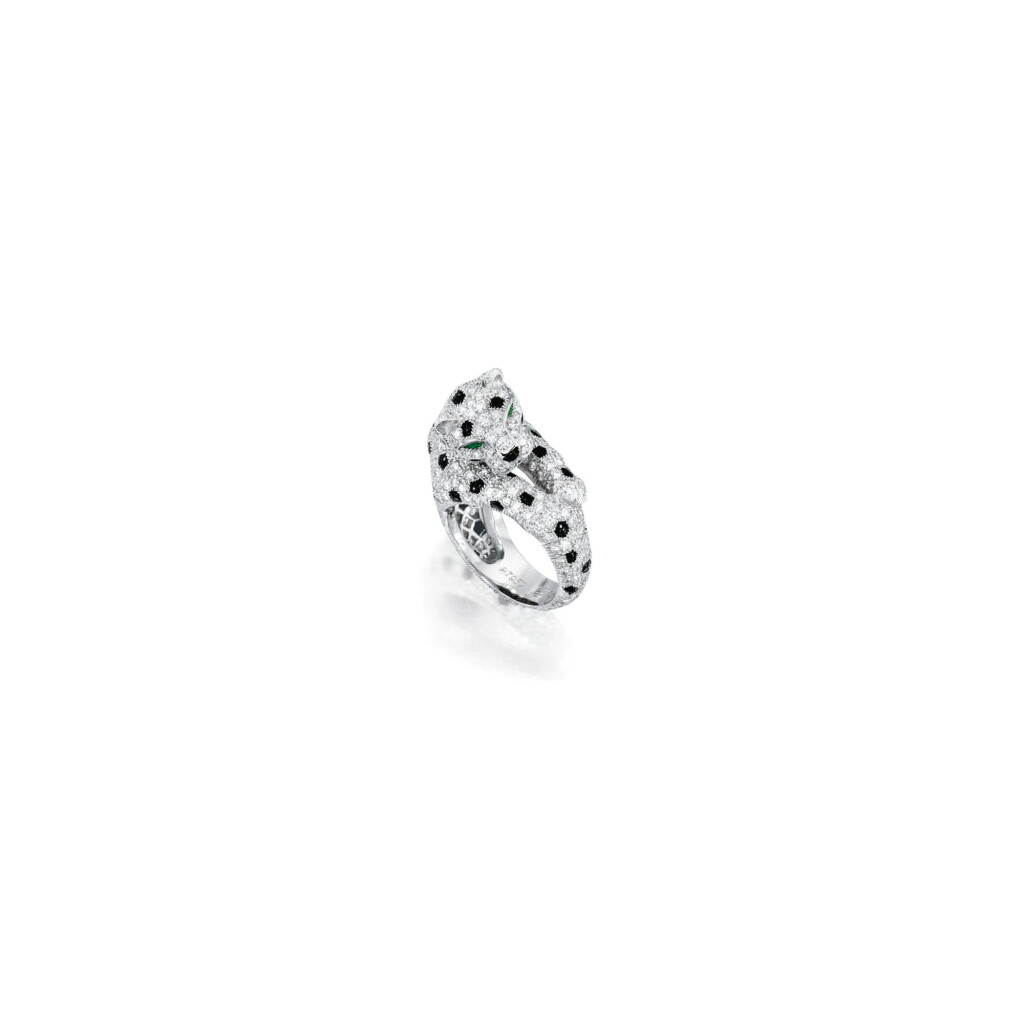 View full screen - View 1 of Lot 1780. CARTIER | 'PANTHÈRE' DIAMOND, ONYX AND EMERALD RING 卡地亞 | 'Panthère' 鑽石 配 縞瑪瑙 及 祖母綠 戒指.
