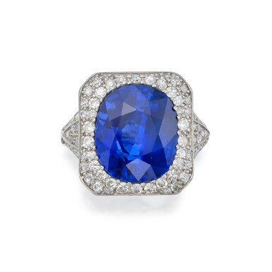 View full screen - View 1 of Lot 111. Sapphire and Diamond Ring | 藍寶石及鑽石戒指.