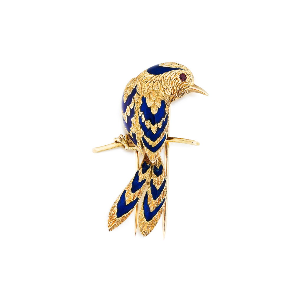 View full screen - View 1 of Lot 379. Cartier | Broche émail, rubis et or | Enamel, ruby and gold brooch.